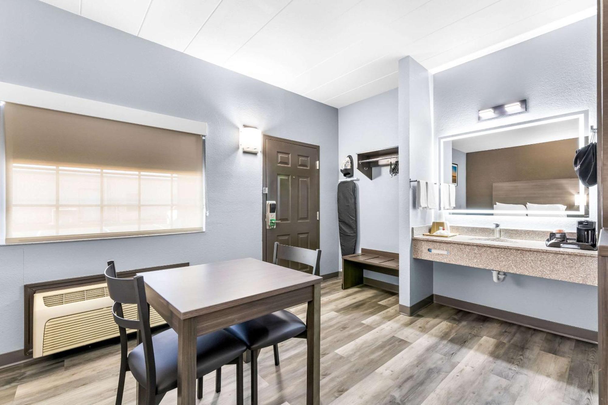 Quality Inn Lawrenceburg Extérieur photo