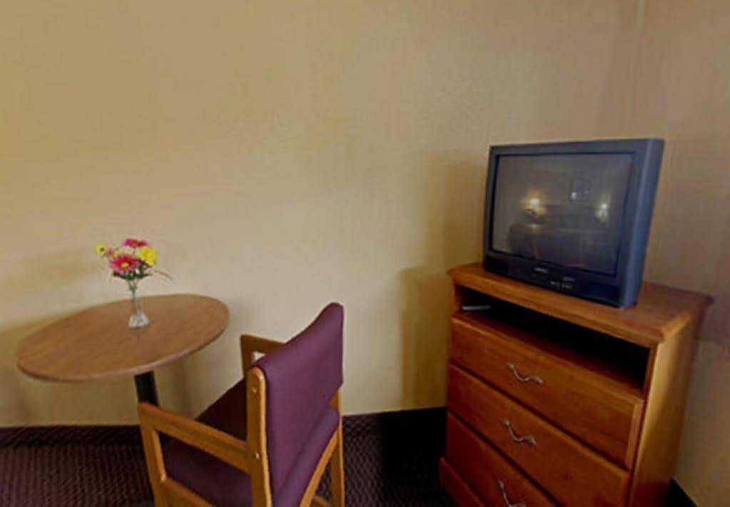 Quality Inn Lawrenceburg Extérieur photo